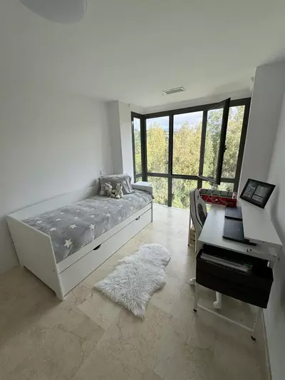 Middle Floor Apartment in Nueva Andalucía