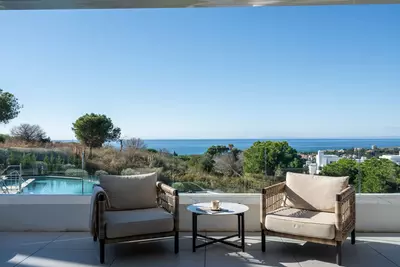 Middle Floor Apartment in Marbella
