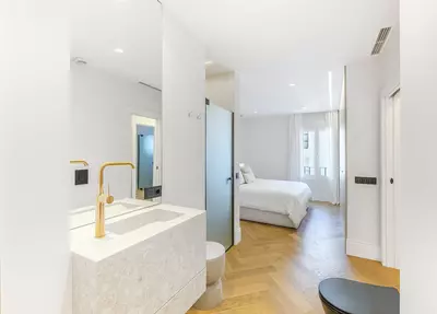 Middle Floor Apartment in Puerto Banús