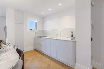 Middle Floor Apartment in Puerto Banús