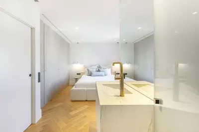 Middle Floor Apartment in Puerto Banús