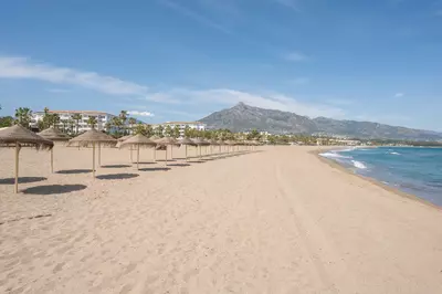Middle Floor Apartment in Puerto Banús