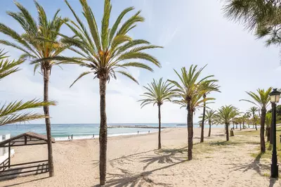 Middle Floor Apartment in Puerto Banús