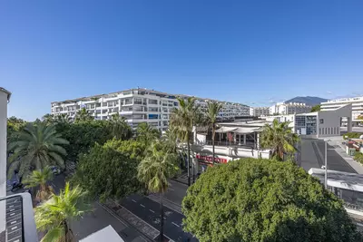 Middle Floor Apartment in Puerto Banús