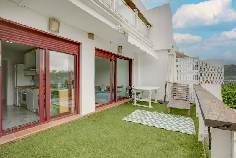 Middle Floor Apartment in Benahavís