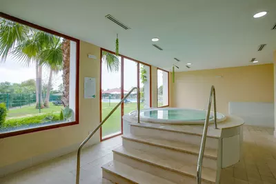 Middle Floor Apartment in Benahavís