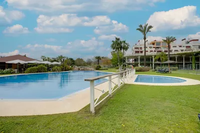 Middle Floor Apartment in Benahavís