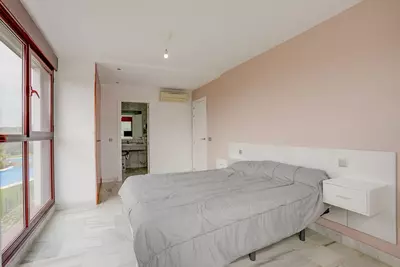 Middle Floor Apartment in Benahavís