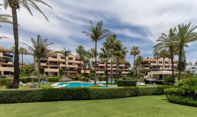 Middle Floor Apartment in Costalita