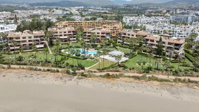 Middle Floor Apartment in Costalita