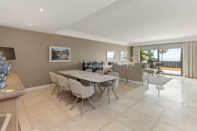 Middle Floor Apartment in Costalita
