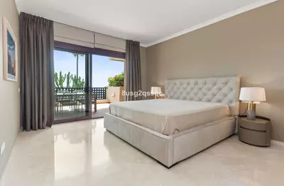 Middle Floor Apartment in Costalita