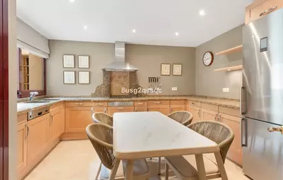 Middle Floor Apartment in Costalita