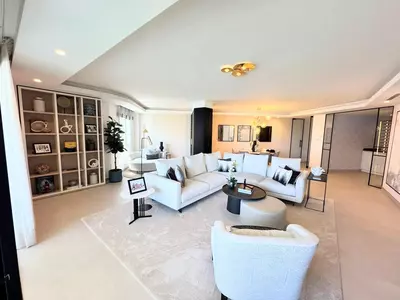 Middle Floor Apartment in Puerto Banús