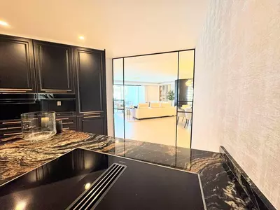 Middle Floor Apartment in Puerto Banús