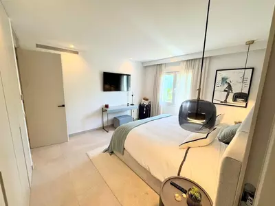 Middle Floor Apartment in Puerto Banús