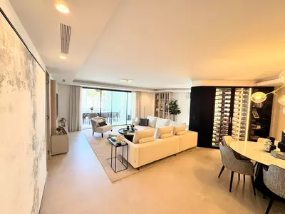 Middle Floor Apartment in Puerto Banús