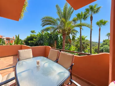 Middle Floor Apartment in Casares Playa