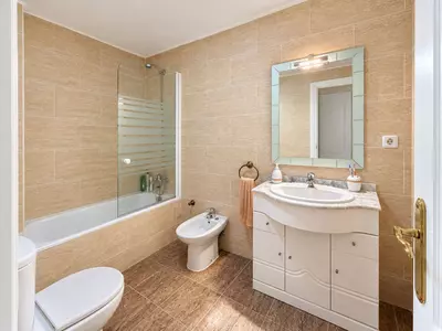 Middle Floor Apartment in Casares Playa