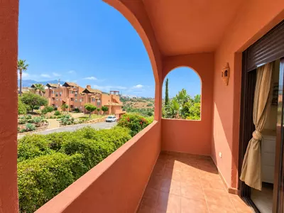 Middle Floor Apartment in Casares Playa