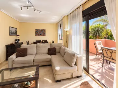 Middle Floor Apartment in Casares Playa