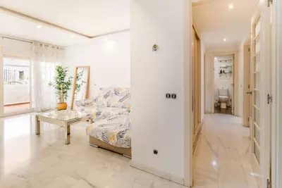 Middle Floor Apartment in Estepona