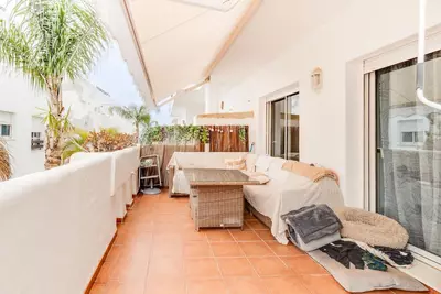 Middle Floor Apartment in Estepona