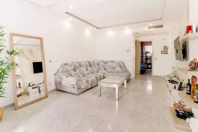 Middle Floor Apartment in Estepona