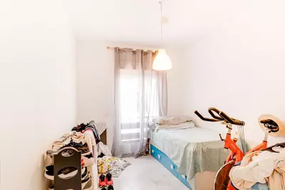Middle Floor Apartment in Estepona