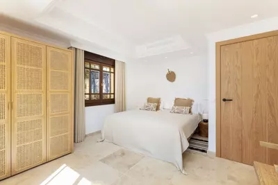 Semi-Detached House in Nueva Andalucía
