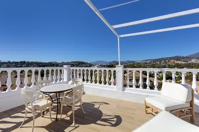 Semi-Detached House in Nueva Andalucía