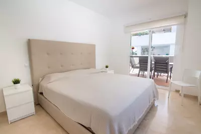 Middle Floor Apartment in Estepona