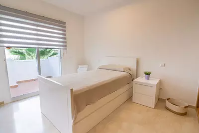 Middle Floor Apartment in Estepona