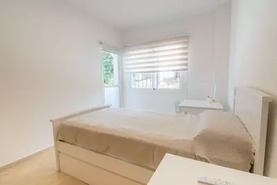 Middle Floor Apartment in Estepona