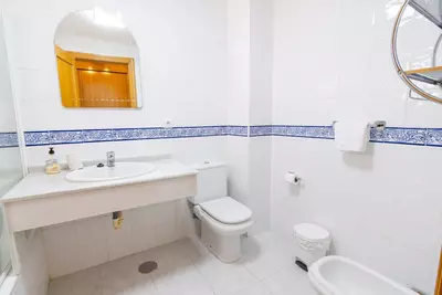 Middle Floor Apartment in Estepona