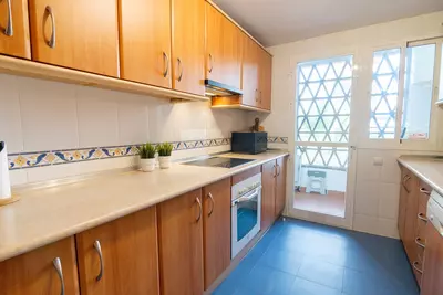 Middle Floor Apartment in Estepona