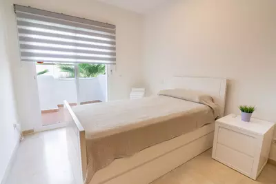 Middle Floor Apartment in Estepona