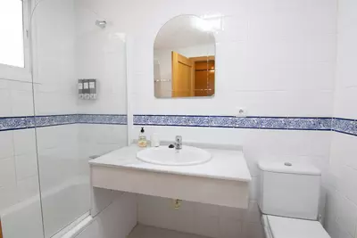 Middle Floor Apartment in Estepona