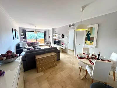 Middle Floor Apartment in Casares Playa