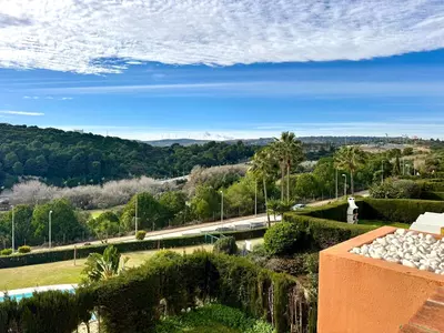 Middle Floor Apartment in Casares Playa