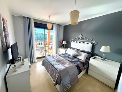 Middle Floor Apartment in Casares Playa