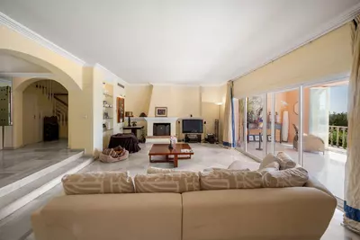 Detached Villa in Elviria
