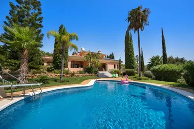 Detached Villa in Elviria