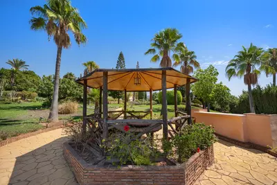Detached Villa in Elviria