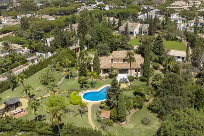 Detached Villa in Elviria