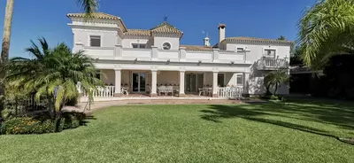 Detached Villa in Estepona