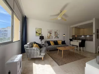 Middle Floor Apartment in Estepona