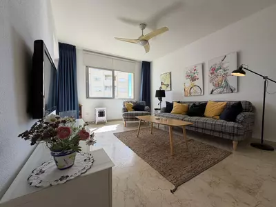 Middle Floor Apartment in Estepona