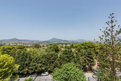 Middle Floor Apartment in Guadalmina Alta