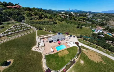 Finca - Cortijo in Estepona